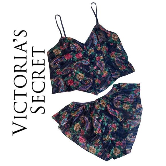 Victoria’s Secret‎ Gold Label Lingerie Set - Size S - Picture 1 of 2
